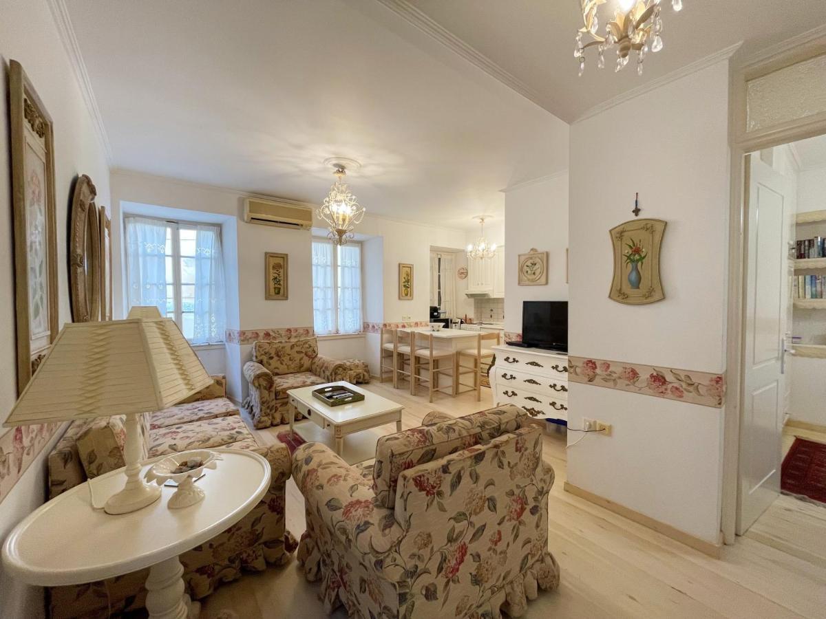 Flora In Nafplia Apartment Nafplio Ngoại thất bức ảnh